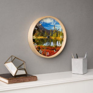 Horloge Forêt Lake Mountains Colonnes d'automne Aquarelle