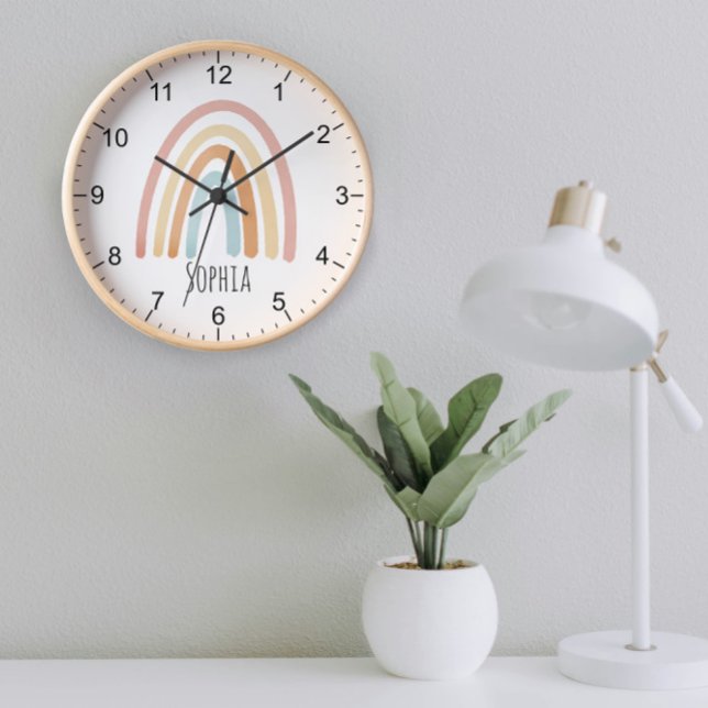 Horloge Girls Cute Boho Aquarelle Arc-en-ciel et nom (Créateur téléchargé)