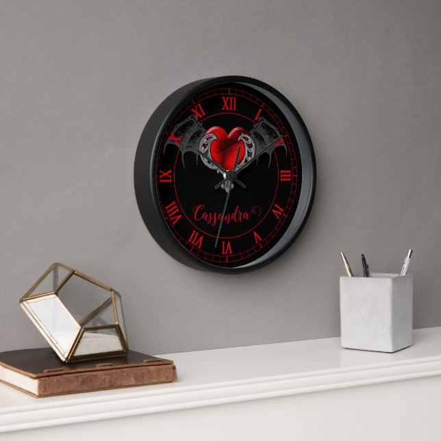 Horloge Goth Heart with Bat Wings Personnalisé (Bureau)