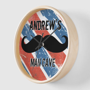 Horloge Grotte de l'homme personnalisée Red What et Blue M