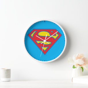 Horloge Logo classique Supergirl avec fond bleu