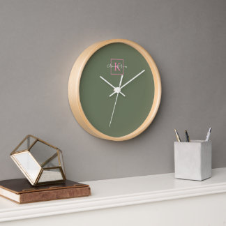 Horloge Monogramme rose vert minimaliste du logo de marque