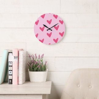 Horloge Murale à Motif de Cœurs Dessinés à la Main