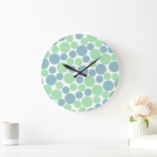 Horloge murale à pois bleu pastel et vert menthe