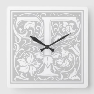 Horloge murale Carré William Morris Alphabet "T"