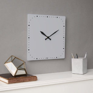 Horloge murale carrée grise avec ou sans chiffres