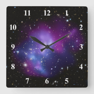 Horloge murale de la grappe en galaxie violette