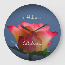 Horloge murale personnalisée rose