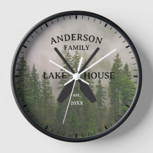 Horloge Nom de famille personnalisé Lake House