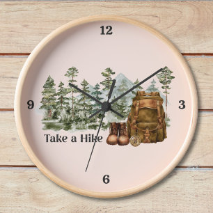 Horloge Randonnée vers la montagne en plein air