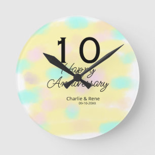 Horloge Ronde 10 ans de mariage jaune pastel nom rétro bo