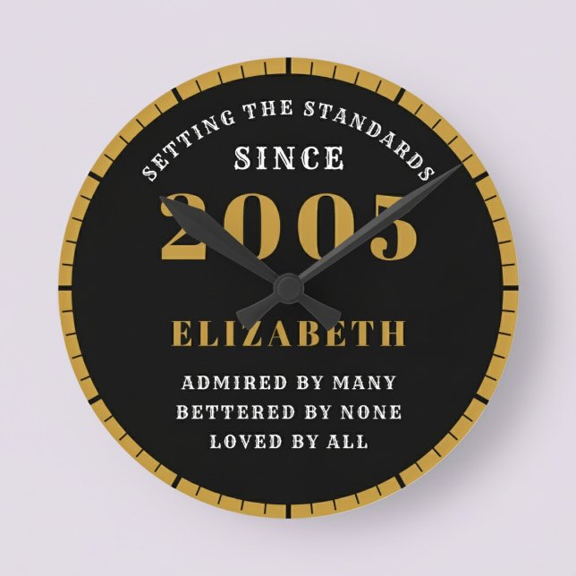 Horloge Ronde 21st Birthday Born 2005 Black Gold (Born 2005 standards birthday clock. Pastel background.)