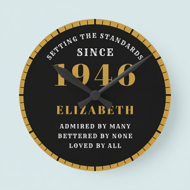 Horloge Ronde 80th Birthday Born 1946 Black Gold (Born 1946 standards birthday clock. Pastel background.)