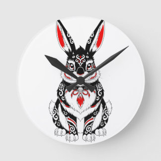 Horloge Ronde Akai Yokai Rabbit – Japanese Spirit Guardian in B