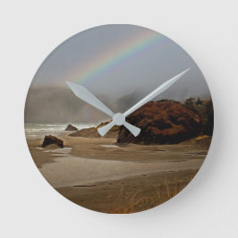 Horloge Ronde Arc en ciel et nuages à Myers Beach en Oregon