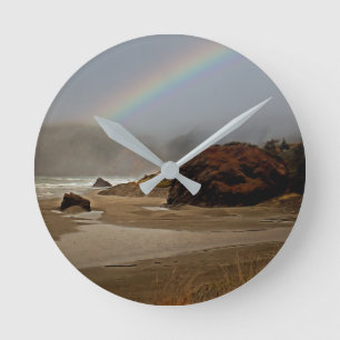 Horloge Ronde Arc en ciel et nuages à Myers Beach en Oregon