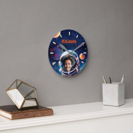 Horloge Ronde Astronaut Deep Space Sky Planets Kids Photo Gift