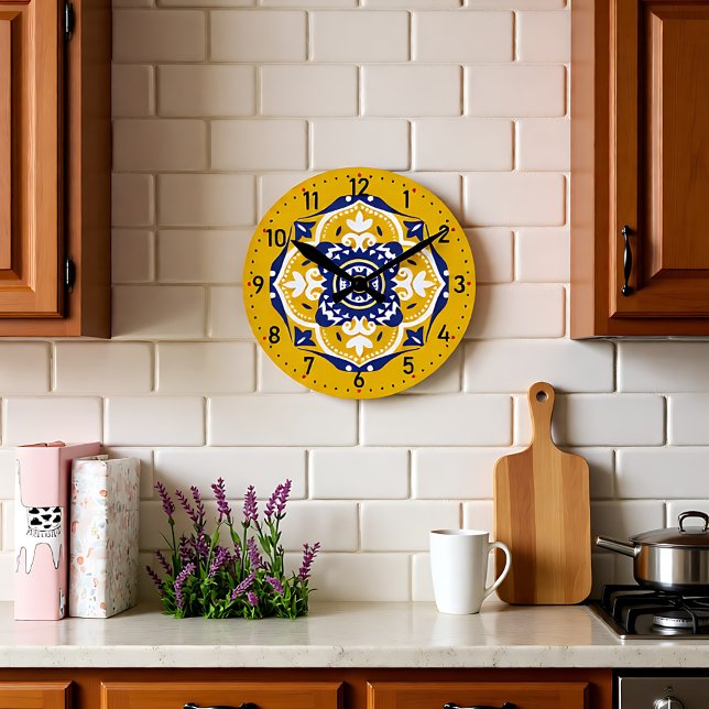 Horloge Ronde 💛 💙 🤍 Belle Azulejos bleu et jaune (💛💙🤍 Beautiful blue and yellow Azulejos Round Clock)