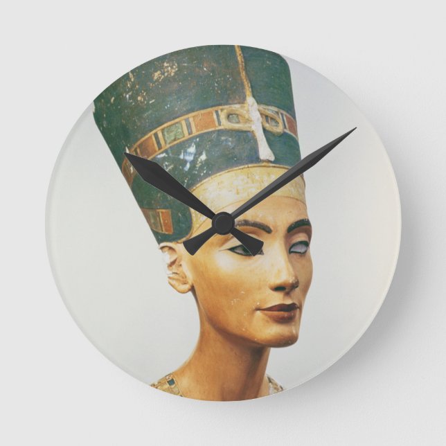Horloge Ronde Buste de la Reine Nefertiti, du studio du Sc (Recto)
