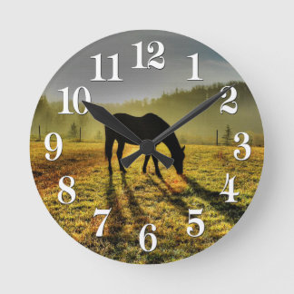Horloge Ronde cadeau occidental de concepteur de cheval de thème