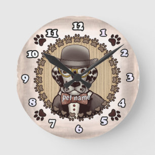 Horloge Ronde Cadran de dalmatien portant des lunettes