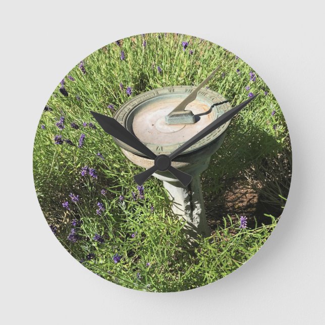 Horloge Ronde Cadran solaire en Lavender (Recto)