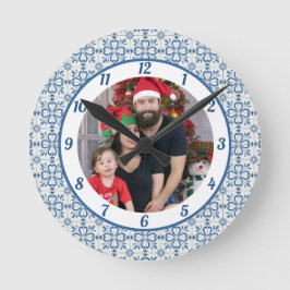 Horloge Ronde Charleterie de Noël et pétales de fleurs