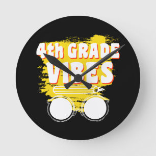 Horloge Ronde Chemise 4e année Vibes Retour à l'école T-shirt Pr