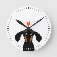 Chien mignon avec Coeur Noir et Tan Dachshund