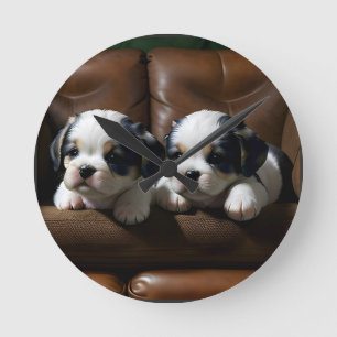Horloge Ronde Chiots super mignons sur le canapé 1