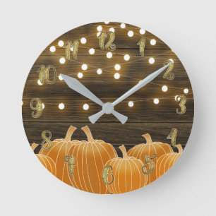Horloge Ronde Citrouilles d'automne et lumières de chaîne Rustiq