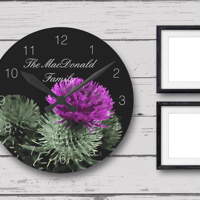 Horloge Ronde Clan étonnant écossais de famille de chardon (Complete your family home with a beautifully personalised clock)