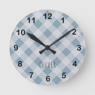 Horloge Ronde Classic Elegant Blue Gingham Plaid & Custom Name 