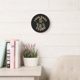 Horloge Ronde Club des papas jumeaux squelettes