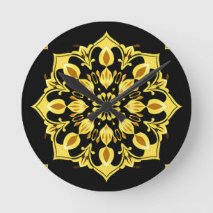 Horloge Ronde Conception de mandala doré avec motifs symétriques