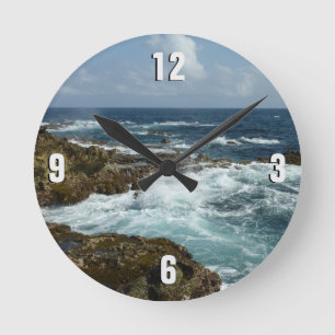 Horloge Ronde Côte rocheuse d'Aruba et océan bleu