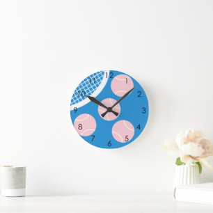 Horloge Ronde Court bleu moderne Tennis Pink Ball Racket