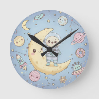 Horloge Ronde Cute Kawaii Space - Astronaut and Smiling Moon