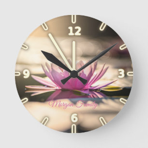 Horloge Ronde Élégant lac de lotus personnalisé