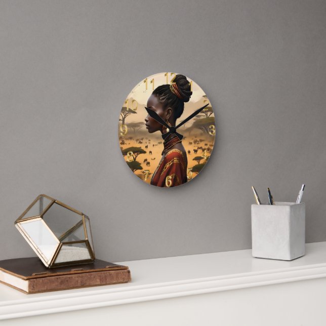 Horloge Ronde Femme Tribale Qui Regarde Son Paysage Africain, (Bureau)