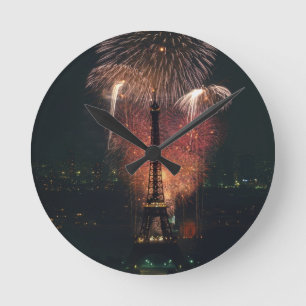 Horloge Ronde Feux d'artifice, Tour Eiffel, Paris, France