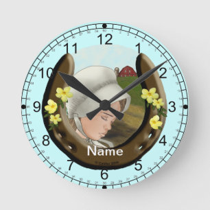 Horloge Ronde Fille Amish fer à cheval