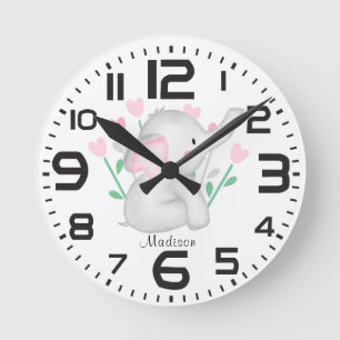 Horloge Ronde Filles personnalisées Coeurs Elephant Nursery Room