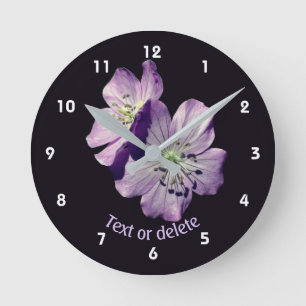 Horloge Ronde Fleurs de Géranium Sauvage Violet Personnalisées