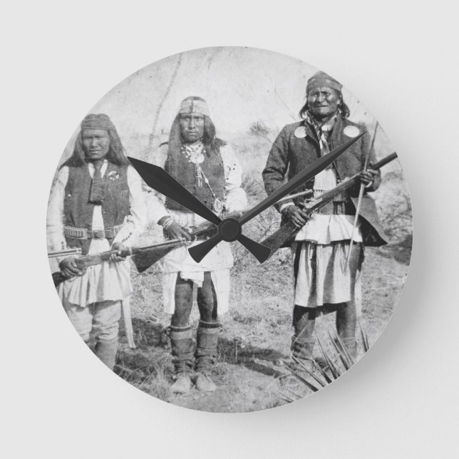 Horloge Ronde Geronimo et trois de ses guerriers d'Apache, 1886 (Recto)