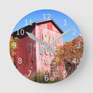 Horloge Ronde Grange Rouge Rustique