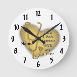 Horloge Ronde Grosse infirmière au coeur jaune