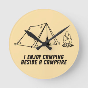 Horloge Ronde J'aime camper à côté d'un feu de camp