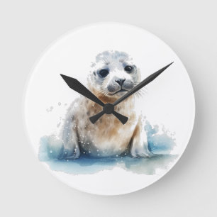 Horloge Ronde Joli petit phoque bébé en blanc et bleu