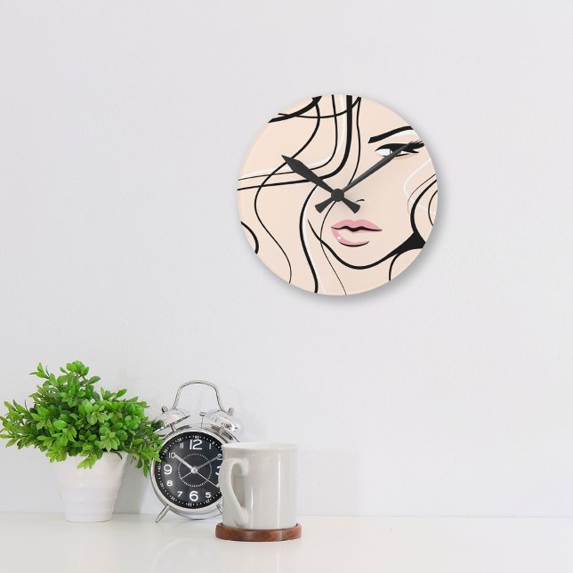 Horloge Ronde Joli visage féminin rose vif (Créateur téléchargé)
